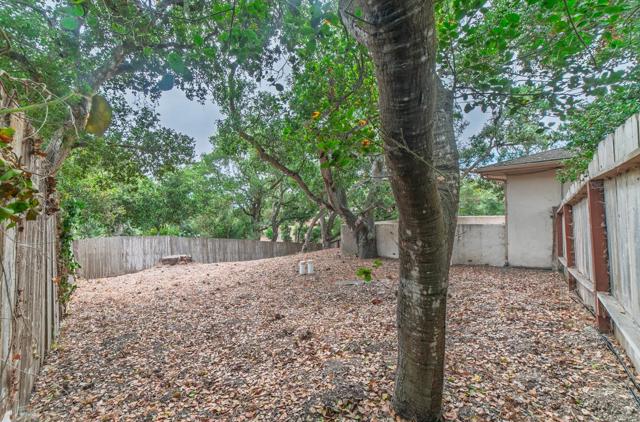 25145 N Carmel Hills Drive, Carmel CA: https://media.crmls.org/mediaz/813e0a2a-09ed-49cc-b175-4270d6e3ad5a.jpg