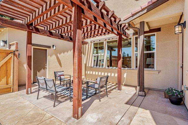 195 Peral Avenue, Morgan Hill CA: https://media.crmls.org/mediaz/814001f2-2060-48a9-b591-3ad6dadf3e8a.jpg