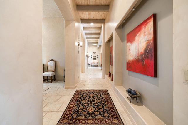 49240 Jfk Trail, Palm Desert CA: https://media.crmls.org/mediaz/8140473c-6549-4ab9-87db-ead081e65835.jpg