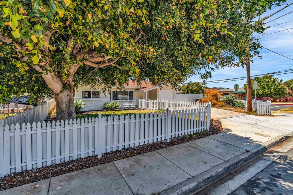 552 Emory Street