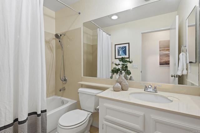 Detail Gallery Image 22 of 38 For 10896 Pointed Oak Ln, San Diego,  CA 92131 - 3 Beds | 2 Baths