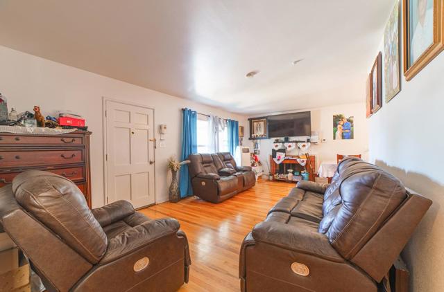 380 Fenley Avenue, San Jose CA: https://media.crmls.org/mediaz/814207bd-bb74-4138-b98d-3dbf6c0859de.jpg