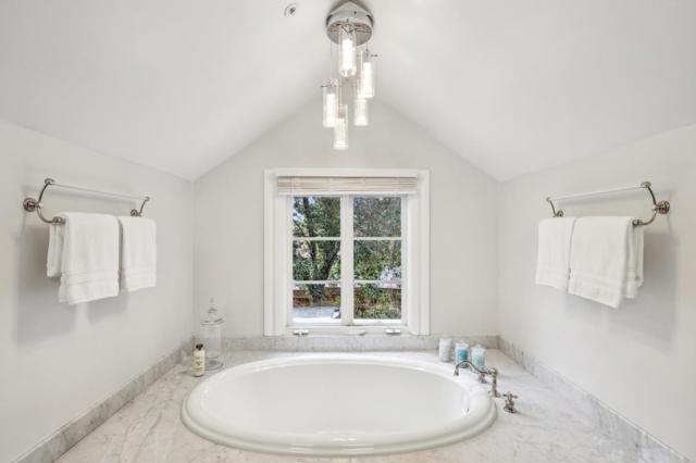 19050 Camino Barco, Saratoga CA: https://media.crmls.org/mediaz/81429330-0474-43a8-9239-3957e1f61213.jpg