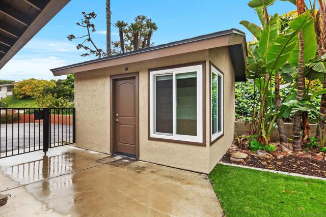 2435 Paseo Dorado, La Jolla CA: https://media.crmls.org/mediaz/8143a532-6704-4b33-a8af-0d14227a39ed.jpg