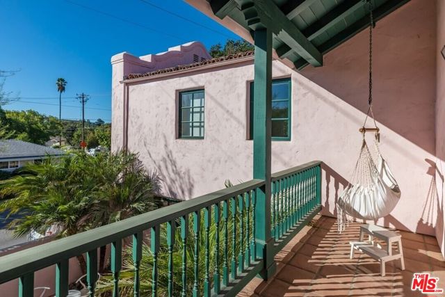 202 Canada Street, Ojai CA: https://media.crmls.org/mediaz/814457bd-7119-43b8-9445-70e8af1e343b.jpg