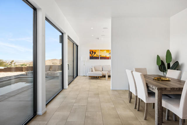 61004 Prescott Trail, Joshua Tree CA: https://media.crmls.org/mediaz/81446705-7a36-414b-a966-fa06fabc4d1f.jpg