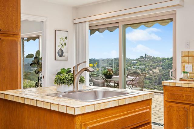 Detail Gallery Image 18 of 53 For 13065 via Suena, Valley Center,  CA 92082 - 3 Beds | 2/1 Baths