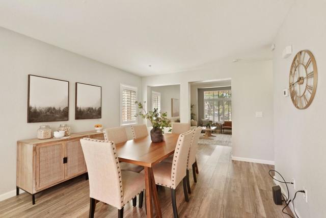 2610 Meadow Brook Lane, Tracy CA: https://media.crmls.org/mediaz/8144bfa2-eb7c-4335-9a59-59ab6104f74f.jpg