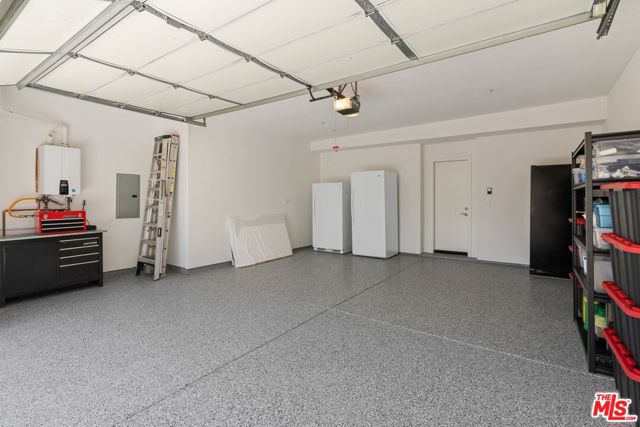 655 E Chuckwalla Road, Palm Springs CA: https://media.crmls.org/mediaz/8144f630-bab3-4205-aa2a-012be664347d.jpg