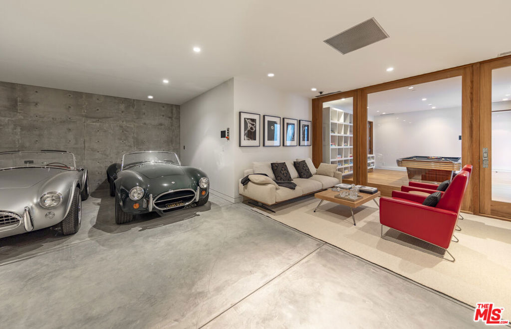 MLS #25527783 image #19
