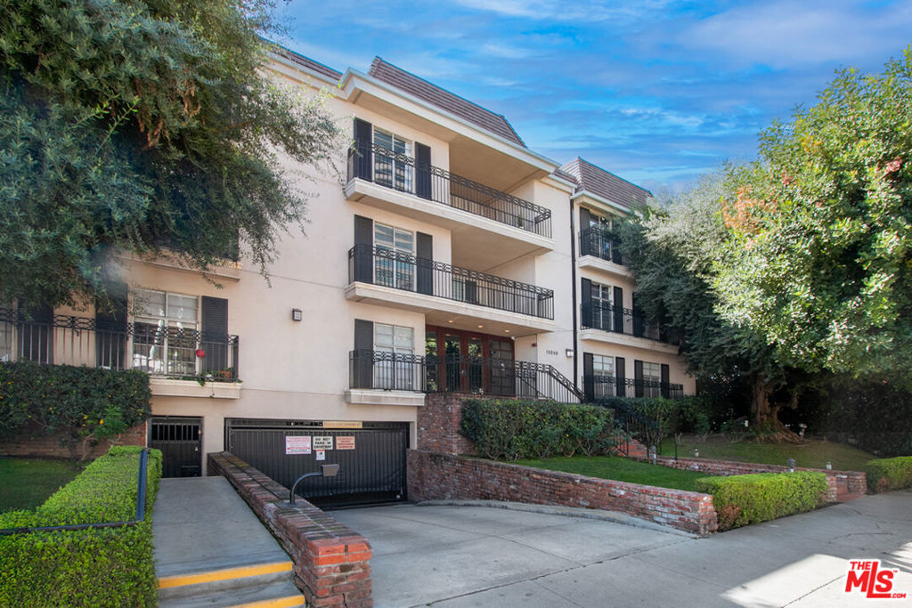 15248 Dickens Street #108