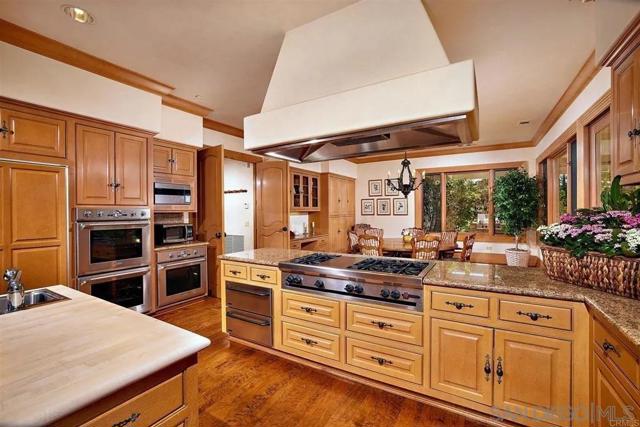 14716 Ladys Secret Drive, Rancho Santa Fe CA: https://media.crmls.org/mediaz/81485acb-1334-4ba5-b761-7eb1ef701c47.jpg