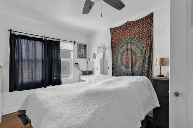 852 58th Street, Oakland CA: https://media.crmls.org/mediaz/8149ca91-6766-474d-8204-dca42c38c232.jpg