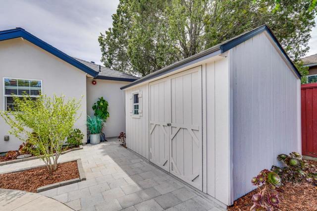 10656 Larry Way, Cupertino CA: https://media.crmls.org/mediaz/8149f4e1-7274-4865-b050-37893f1a0021.jpg