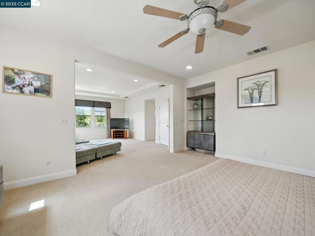 135 Diablo Ranch Ct, Danville CA: https://media.crmls.org/mediaz/814aa793-bba7-420b-992e-cdc0a967133b.jpg