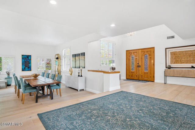 6057 Rainbow Hill Road, Agoura Hills CA: https://media.crmls.org/mediaz/814ae966-45b3-40e1-827b-9c22537a5652.jpg
