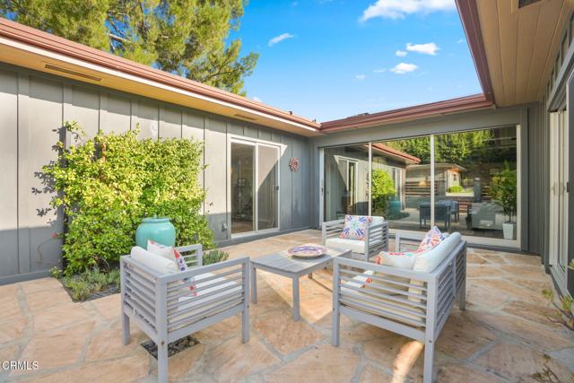 Detail Gallery Image 29 of 45 For 1025 Nithsdale Rd, Pasadena,  CA 91105 - 4 Beds | 3 Baths