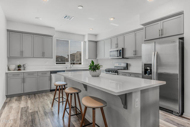 354 Solares Street, Camarillo CA: https://media.crmls.org/mediaz/814c80c1-285e-4648-ace4-3945af4a8831.jpg