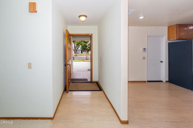 2060 Olga Street, Oxnard CA: https://media.crmls.org/mediaz/814c840f-48c9-4f66-b2e5-2a503e6eb361.jpg
