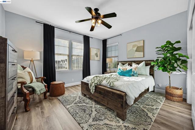 2170 Santa Croce Dr, Livermore CA: https://media.crmls.org/mediaz/814cc9e8-4c2e-4938-b5a3-a4dbba107532.jpg