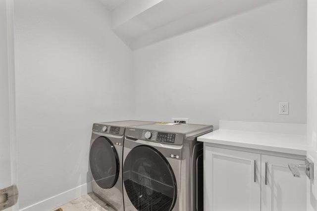 256 Copperleaf Lane, San Juan Bautista CA: https://media.crmls.org/mediaz/814d1fa0-472f-4be1-aae5-53dc764b51fb.jpg