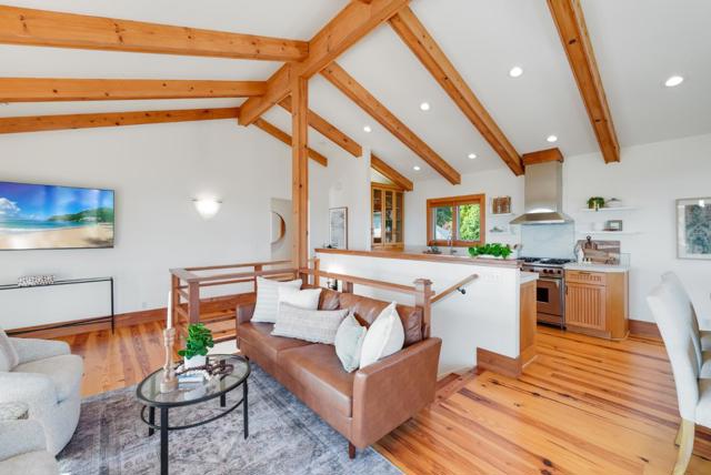 325 Kingsbury Drive, Aptos CA: https://media.crmls.org/mediaz/814dba53-41a9-4b4f-86c6-e77ed46e11c3.jpg