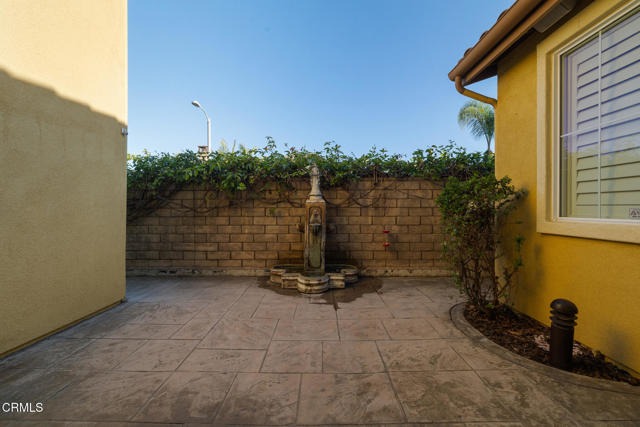 Detail Gallery Image 6 of 39 For 676 Chesapeake Pl, Ventura,  CA 93004 - 6 Beds | 3/1 Baths