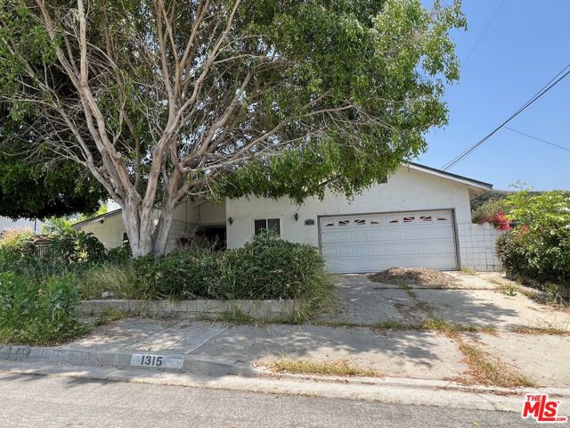 1315 Ameluxen Avenue, Hacienda Heights, California 91745, 3 Bedrooms Bedrooms, ,2 BathroomsBathrooms,Single Family Residence,For Sale,Ameluxen,24450409