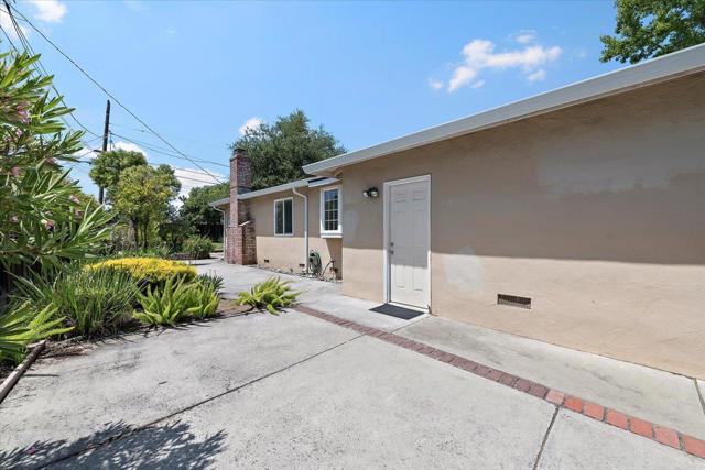 1116 Blair Avenue, Sunnyvale CA: https://media.crmls.org/mediaz/8151039a-af7f-4ff7-bf0e-8ad09d322c51.jpg