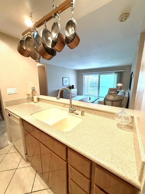 Detail Gallery Image 14 of 37 For 5999 Rancho Mission Rd #213,  San Diego,  CA 92108 - 1 Beds | 1 Baths