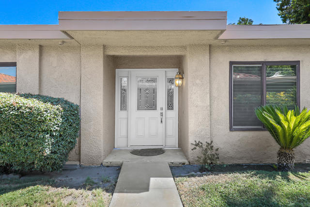 5 Majorca Drive, Rancho Mirage CA: https://media.crmls.org/mediaz/81520007-3e11-46e5-9573-27ceae1bafe7.jpg