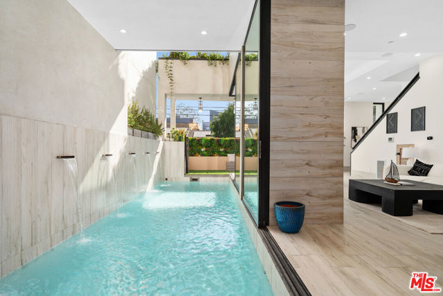 4 Bed Home for Sale in Venice, California