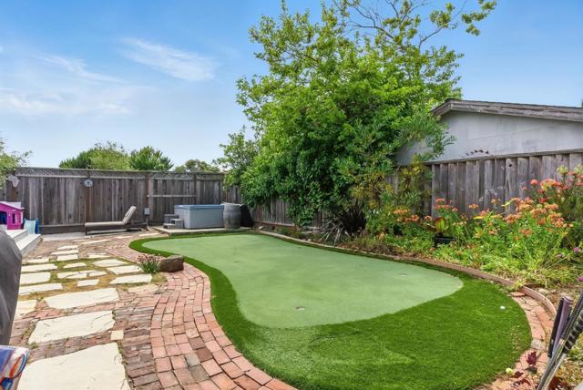 301 25th Avenue, Santa Cruz CA: https://media.crmls.org/mediaz/8152ebf4-a60e-4de8-93ce-ae0e73881bcd.jpg