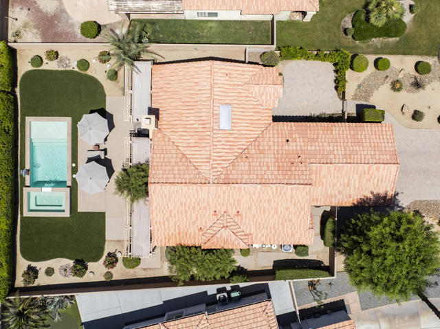78635 Villeta Drive, La Quinta CA: https://media.crmls.org/mediaz/81533145-99ba-4cf8-8f17-4fd404a1aa59.jpg