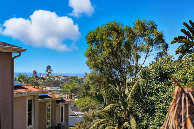 Detail Gallery Image 22 of 55 For 553 a Hygeia Ave. Ave, Encinitas,  CA 92024 - 3 Beds | 2/1 Baths