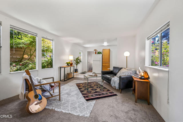 18700 Hare Creek Terrace, Fort Bragg CA: https://media.crmls.org/mediaz/8154180d-26df-449d-841f-329f6ad13992.jpg