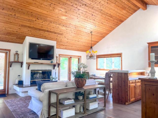 442 Corral De Tierra Road, Salinas CA: https://media.crmls.org/mediaz/81551366-ab54-450c-b448-a7247ea30607.jpg