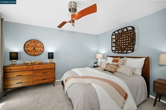 433 Ridgeview Dr, Pleasant Hill CA: https://media.crmls.org/mediaz/81558b69-5f00-4f22-8c6c-37d35d25ef48.jpg