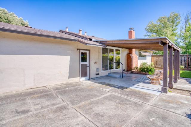 5381 Carryback Avenue, San Jose CA: https://media.crmls.org/mediaz/815735b3-2fd7-442c-a3d2-5a8a556482cf.jpg