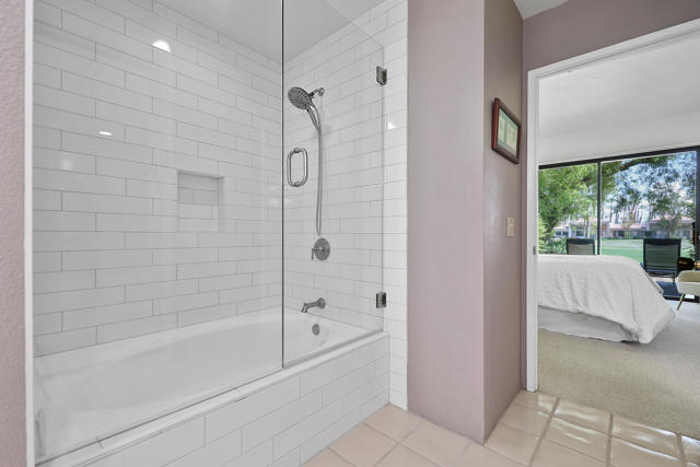 54624 Shoal Creek, La Quinta CA: https://media.crmls.org/mediaz/81578efd-738b-44cd-8784-f223ad64dc6b.jpg