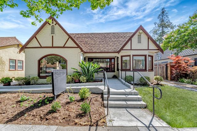 1044 Lincoln Avenue, San Jose CA: https://media.crmls.org/mediaz/815a0410-46cf-4b8b-ab04-619e9808239f.jpg