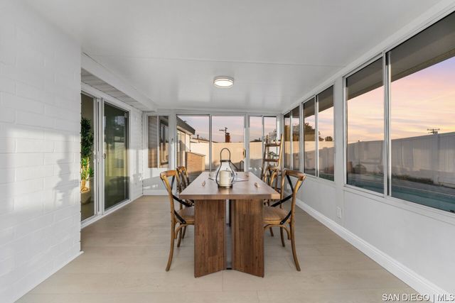 3424 Lockwood DR, San Diego CA: https://media.crmls.org/mediaz/815a0af9-74b5-4bd3-b3d6-b1b278d4a53b.jpg