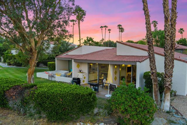 2501 N Whitewater Club Drive, Palm Springs CA: https://media.crmls.org/mediaz/815ae81f-bd94-4f1e-990a-a5fca5ddfc58.jpg