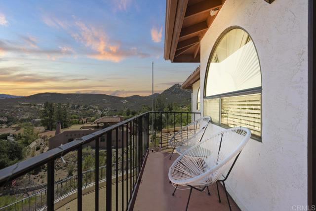 Detail Gallery Image 12 of 74 For 23742 Calistoga Pl, Ramona,  CA 92065 - 4 Beds | 3/1 Baths