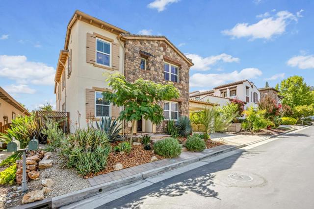 7632 Braid Court, Gilroy CA: https://media.crmls.org/mediaz/815d57e2-6065-4d6b-8976-e98e3a032ad0.jpg