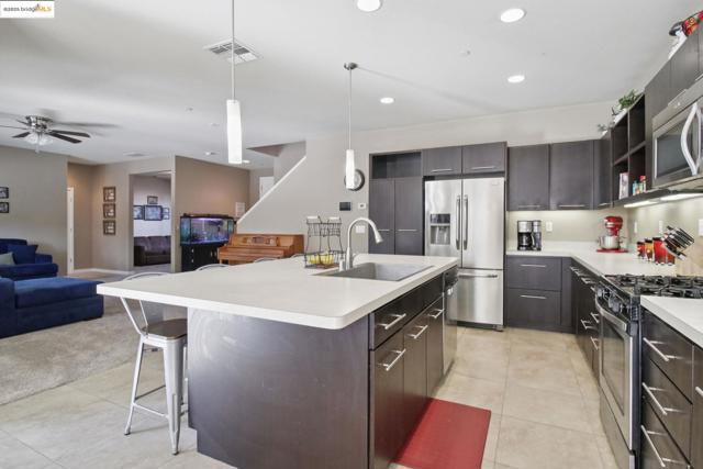 124 Clear Lake Ct, Oakley CA: https://media.crmls.org/mediaz/815dd8e5-0418-4d78-98f5-982a65f4c793.jpg