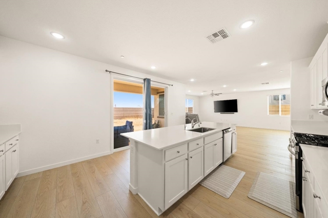 Image 16 of 38 For 12783 Crossbill Way