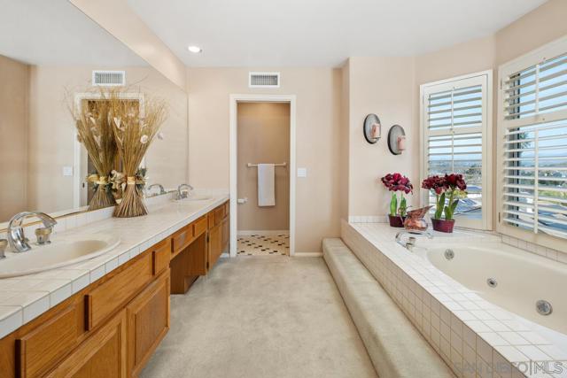 Image 17 of 36 For 18153 Sun Maiden Ct