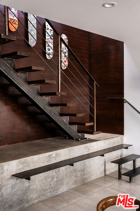 1344 Maltman Avenue, Los Angeles CA: https://media.crmls.org/mediaz/81616cdd-5c9a-470d-a2c9-980e0ad5e7be.jpg