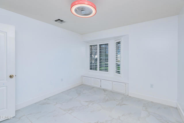 Detail Gallery Image 22 of 36 For 10103 Wentworth Ct, Bakersfield,  CA 93311 - 3 Beds | 2 Baths